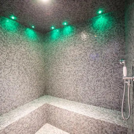 Rosa Hotel 4*