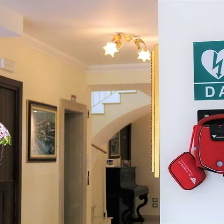 Rosa Hotel 4*