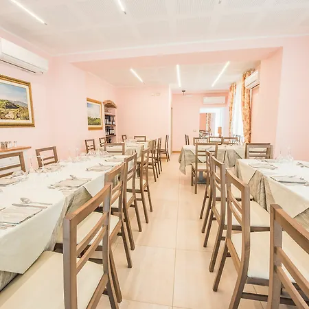 Hotel Rosa